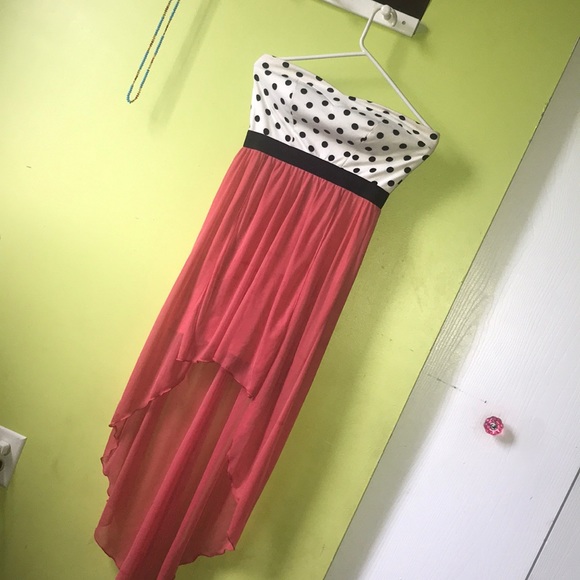 Long strapless dress - Picture 2 of 8